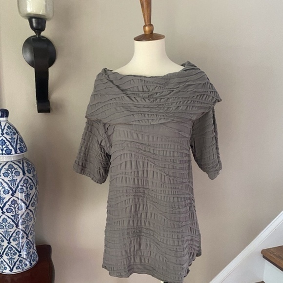 Carol Turner Collection Grey Top Small - Picture 2 of 4